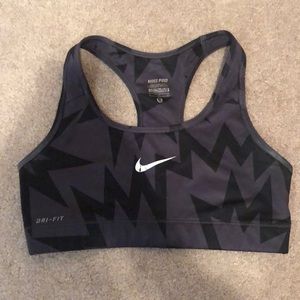Sports bra